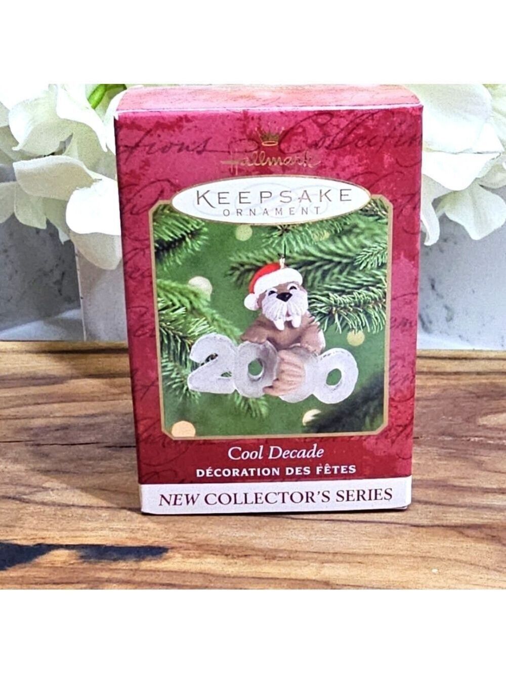 Hallmark Keepsake Ornament - Cool Decade 2000